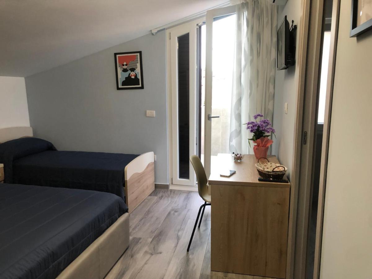 B&B Carpe Diem Caserta Exteriör bild
