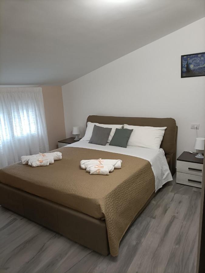 B&B Carpe Diem Caserta Exteriör bild
